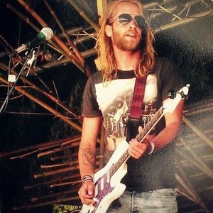 Meet your Posher, Thomas martin